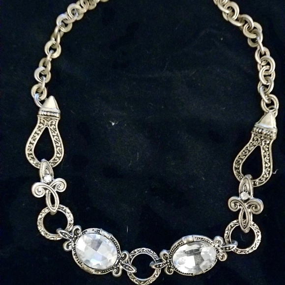 no Jewelry - 6 FOR $10 Vintage necklace